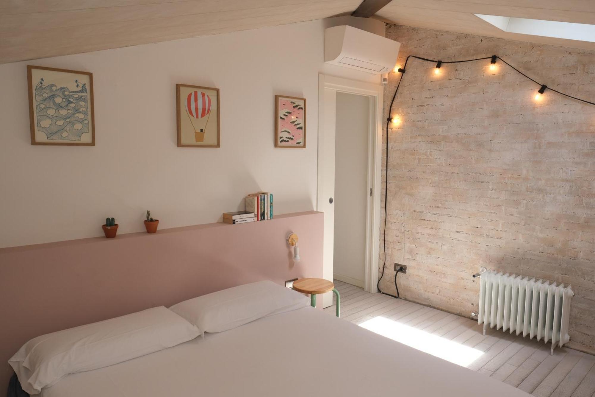 Splendido Attico Tra I Colli, Centro Storico E Ospedale Rizzoli Apartman Bologna Kültér fotó